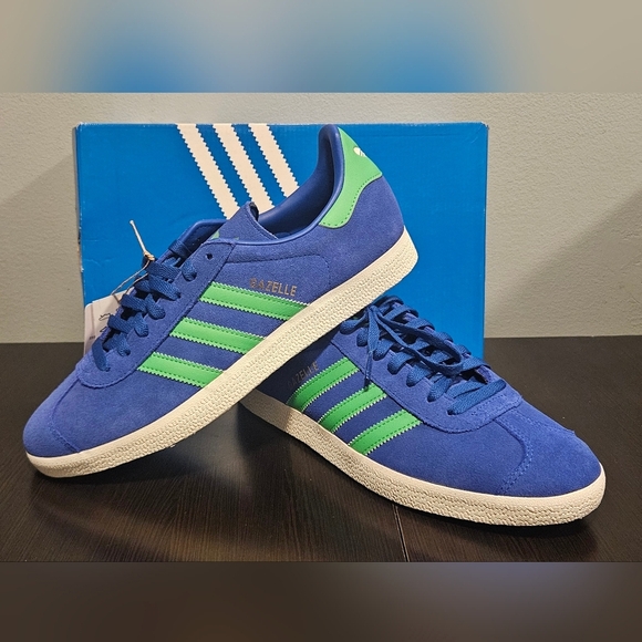 Adidas Gazelle Royal Blue with Green Stripes - Picture 3 of 10